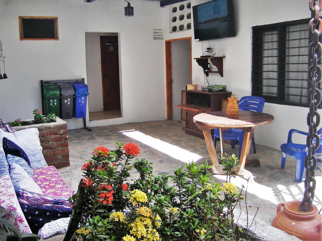 Hostal Palohe Taganga Buitenkant foto