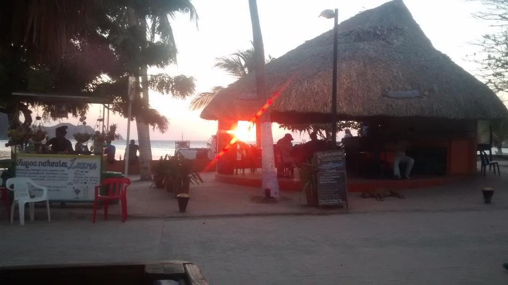 Hostal Palohe Taganga Buitenkant foto