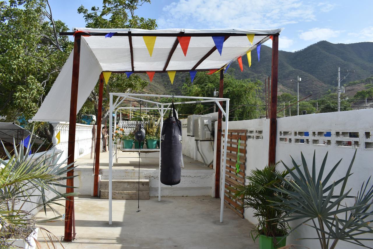 Hostal Palohe Taganga Buitenkant foto